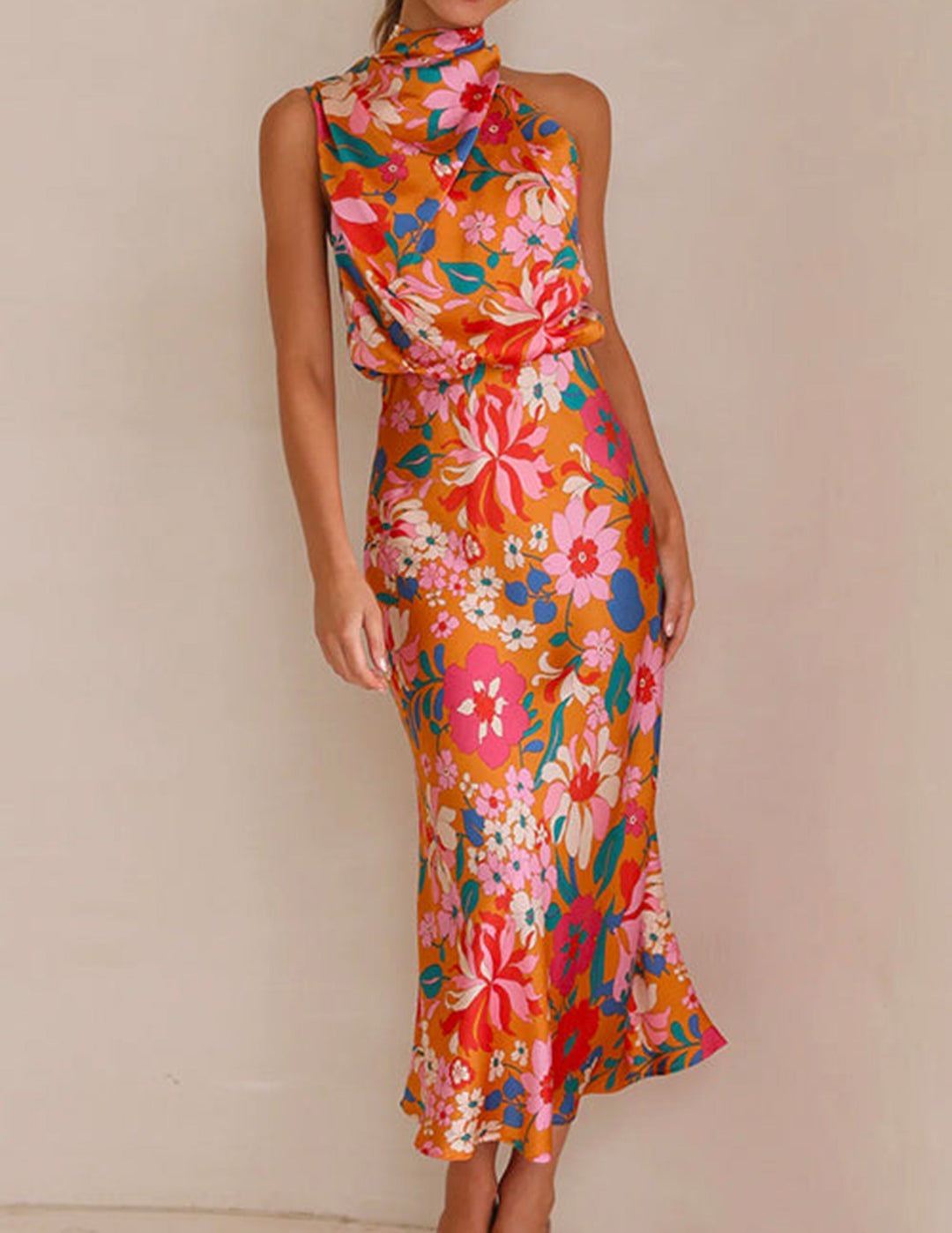 Flower Power Maxi-dress - Luxurise - maxi-jurk-met-bloemenhalterhals-en-elastische-taille - Midi-jurken