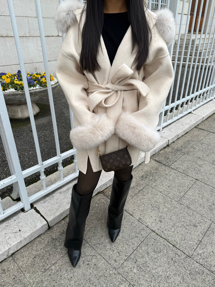 CREAM WOOL AND FUR COAT WITH HOOD - Luxurise Fashion - 