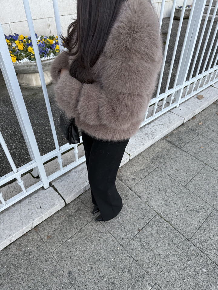 HAZELNUT FAUX FUR LONG SLEEVES - Luxurise Fashion - Coat