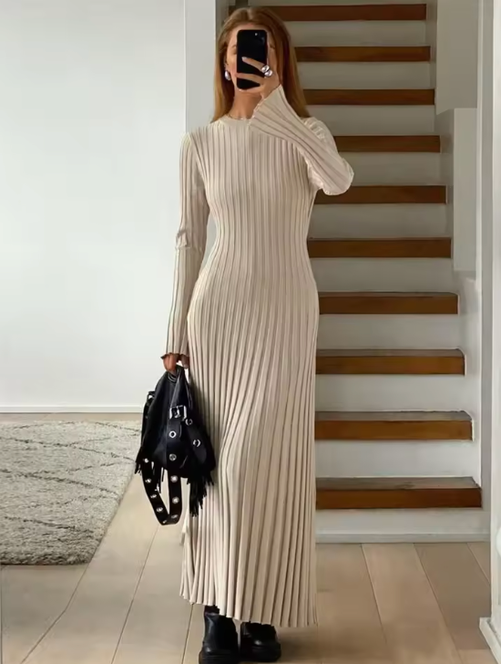 Lisa Luxe Knit Maxi Dress - Luxurise Fashion - Clothing