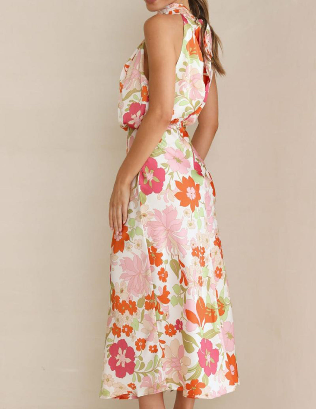 Flower Power Maxi-dress - Luxurise - maxi-jurk-met-bloemenhalterhals-en-elastische-taille - Midi-jurken